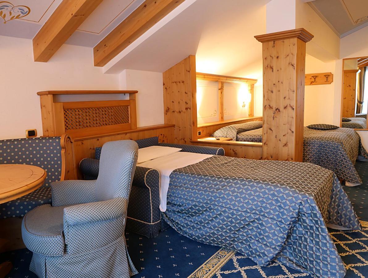 Hotel Belvedere Srl Fai della Paganella Dış mekan fotoğraf