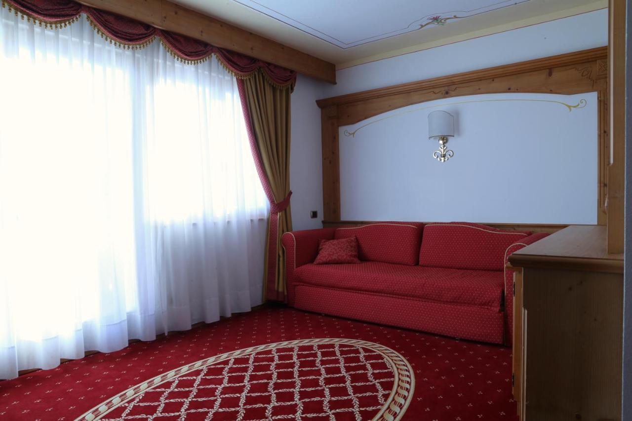 Hotel Belvedere Srl Fai della Paganella Dış mekan fotoğraf